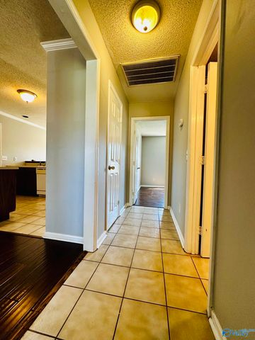 199 Tanner Point Drive, New Market, AL 35761
