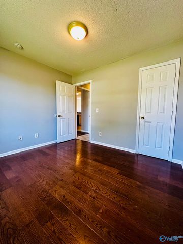 199 Tanner Point Drive, New Market, AL 35761
