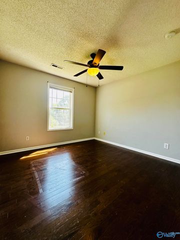 199 Tanner Point Drive, New Market, AL 35761