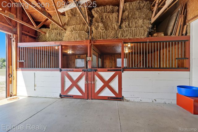 6742 Marsh Road, Cottrellville Township, MI 48039