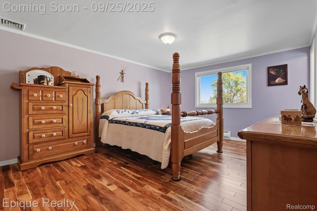 6742 Marsh Road, Cottrellville Township, MI 48039