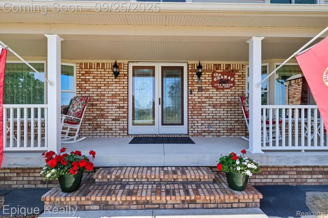 6742 Marsh Road, Cottrellville Township, MI 48039