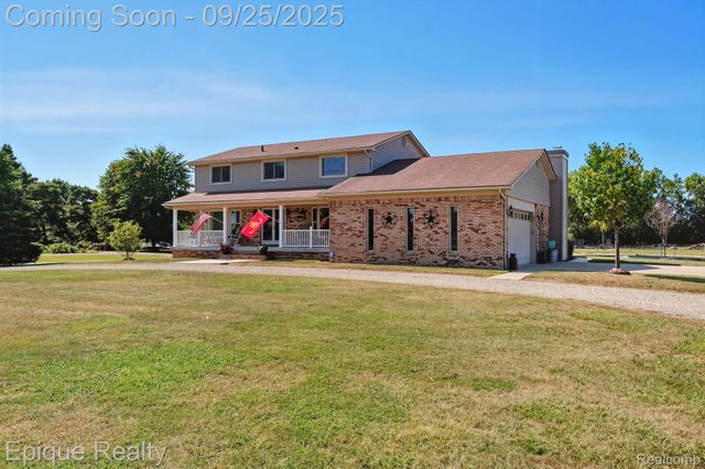 6742 Marsh Road, Cottrellville Township, MI 48039