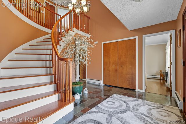 6742 Marsh Road, Cottrellville Township, MI 48039