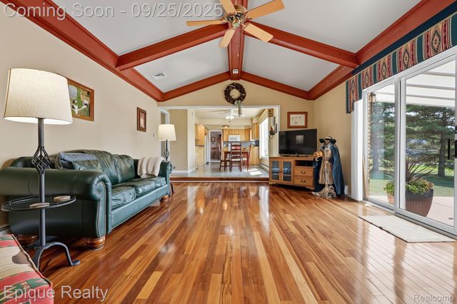 6742 Marsh Road, Cottrellville Township, MI 48039