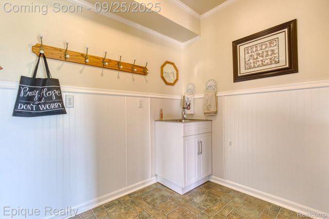 6742 Marsh Road, Cottrellville Township, MI 48039