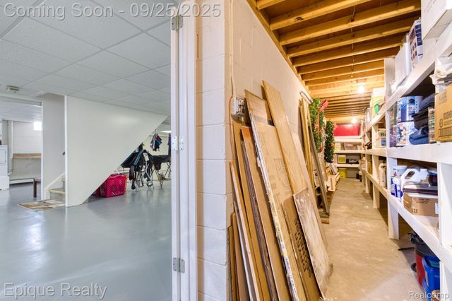 6742 Marsh Road, Cottrellville Township, MI 48039