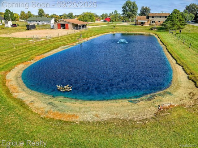 6742 Marsh Road, Cottrellville Township, MI 48039