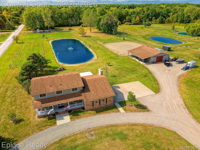 6742 Marsh Road, Cottrellville Township, MI 48039