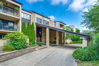 1012 Bunker Drive 304, Fairlawn, OH 44333