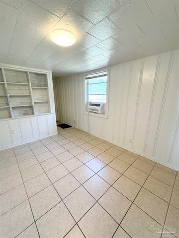 1318 Wilson Ave A, Pensacola, FL 32507