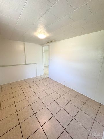 1318 Wilson Ave A, Pensacola, FL 32507