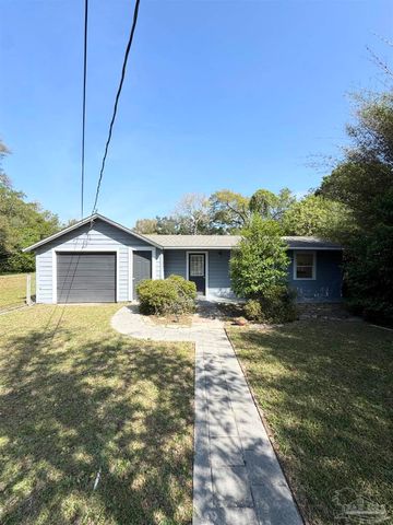 1318 Wilson Ave A, Pensacola, FL 32507