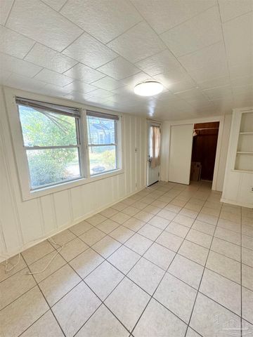 1318 Wilson Ave A, Pensacola, FL 32507