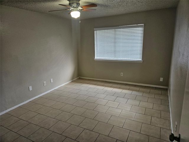 10111 Wild Hollow Lane, Houston, TX 77088