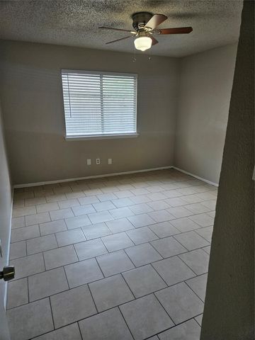 10111 Wild Hollow Lane, Houston, TX 77088