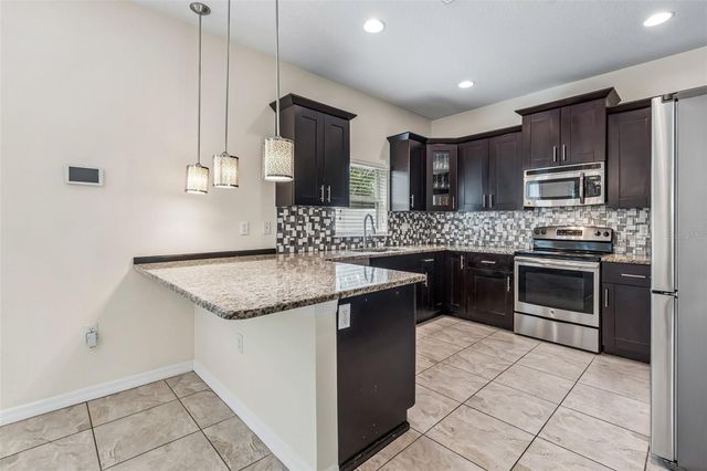 6105 MERRIFIELD DRIVE, Zephyrhills, FL 33541