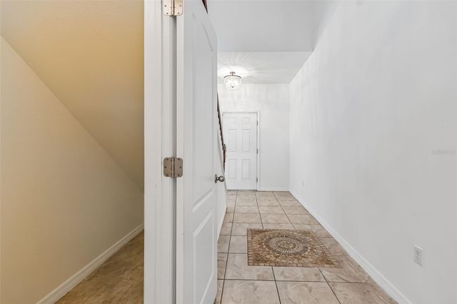 6105 MERRIFIELD DRIVE, Zephyrhills, FL 33541