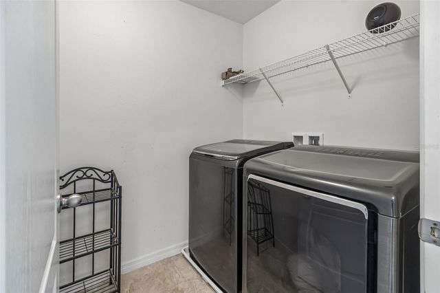 6105 MERRIFIELD DRIVE, Zephyrhills, FL 33541