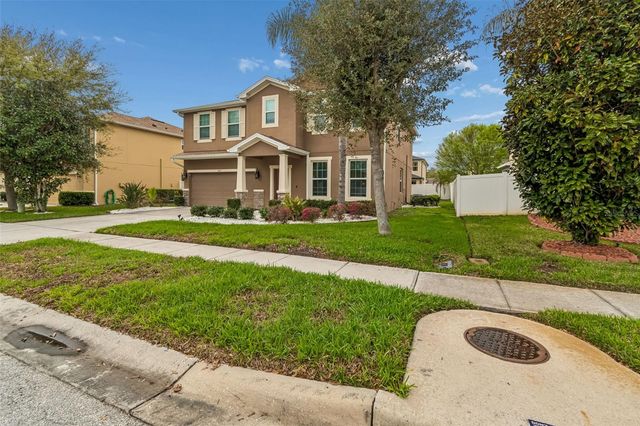 6105 MERRIFIELD DRIVE, Zephyrhills, FL 33541