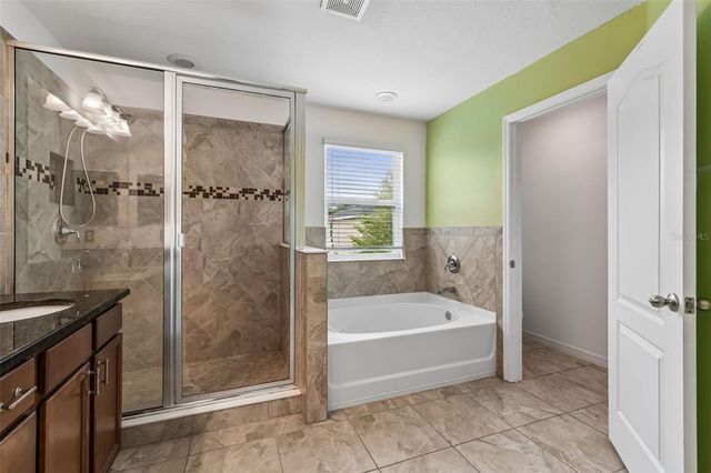 6105 MERRIFIELD DRIVE, Zephyrhills, FL 33541