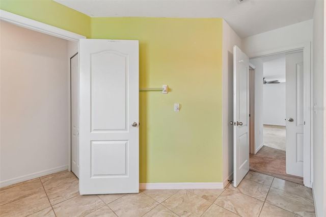 6105 MERRIFIELD DRIVE, Zephyrhills, FL 33541