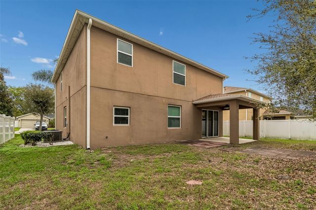 6105 MERRIFIELD DRIVE, Zephyrhills, FL 33541