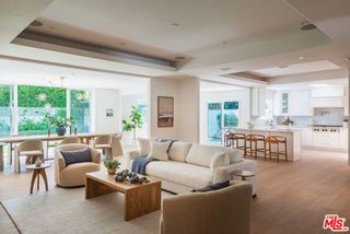 4708 Aqueduct Avenue, Encino (los Angeles), CA 91436