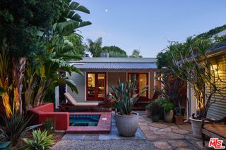 8713 Rangely Avenue, West Hollywood, CA 90048