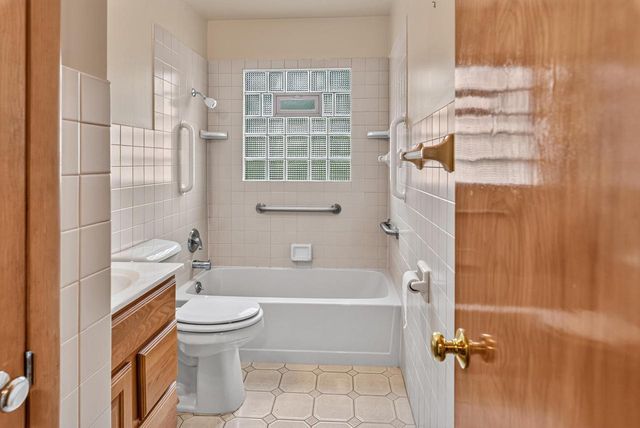 4031 W Morgan AVENUE, Milwaukee, WI 53221