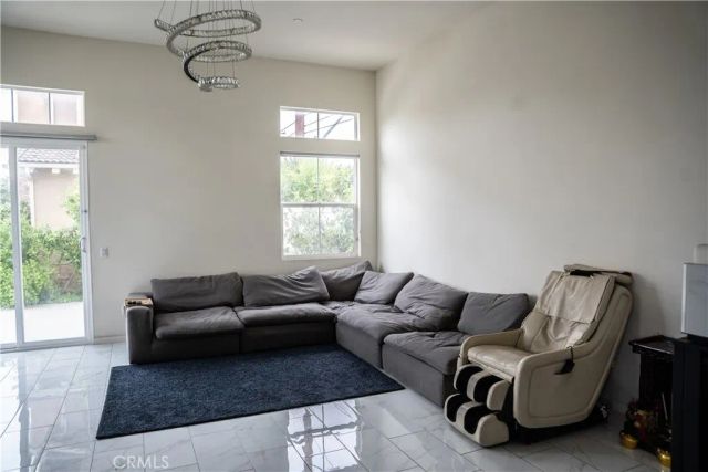 21125 Normandie Avenue, Torrance, CA 90501