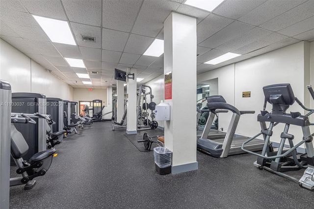 3800 S Ocean Dr 1723, Hollywood, FL 33019