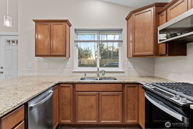 312 Pearsall Street SE, Ocean Shores, WA 98569