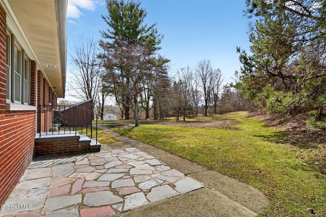 72 Fonda Road, Waterford, NY 12188