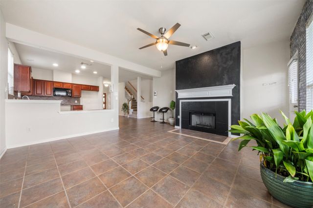 2990 Creek Falls Court, Pearland, TX 77581