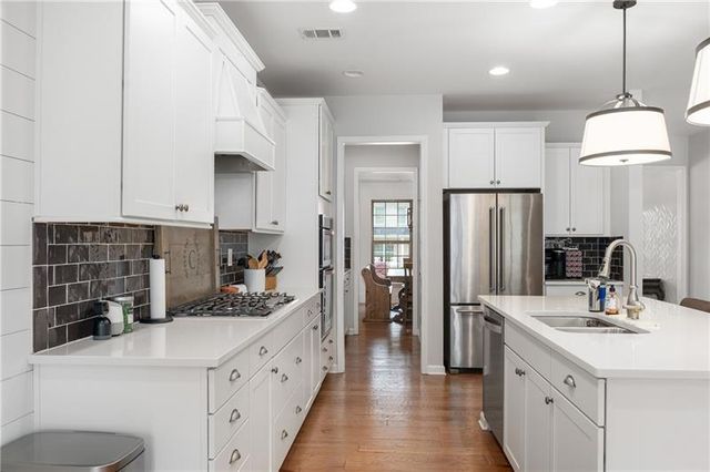 800 Ivy Crest Lane, Canton, GA 30115