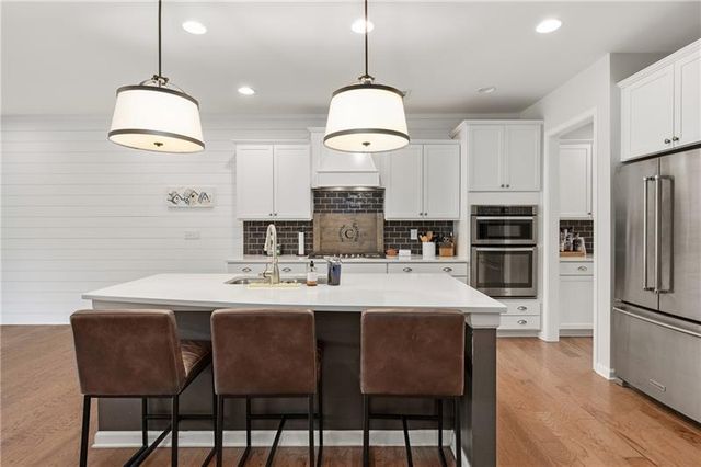 800 Ivy Crest Lane, Canton, GA 30115