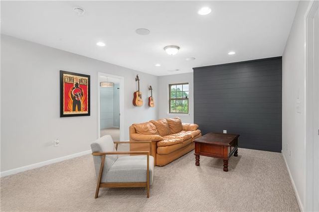 800 Ivy Crest Lane, Canton, GA 30115