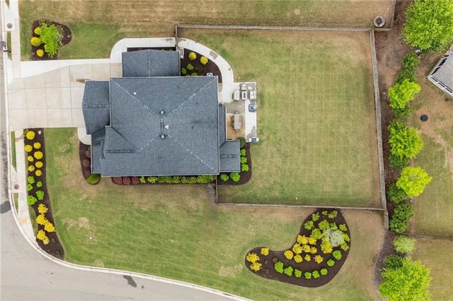 800 Ivy Crest Lane, Canton, GA 30115