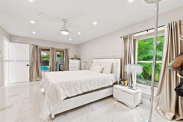 821 Ramblewood Drive 821, Coral Springs, FL 33071