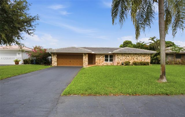 821 Ramblewood Drive 821, Coral Springs, FL 33071