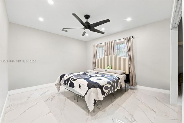 821 Ramblewood Drive 821, Coral Springs, FL 33071