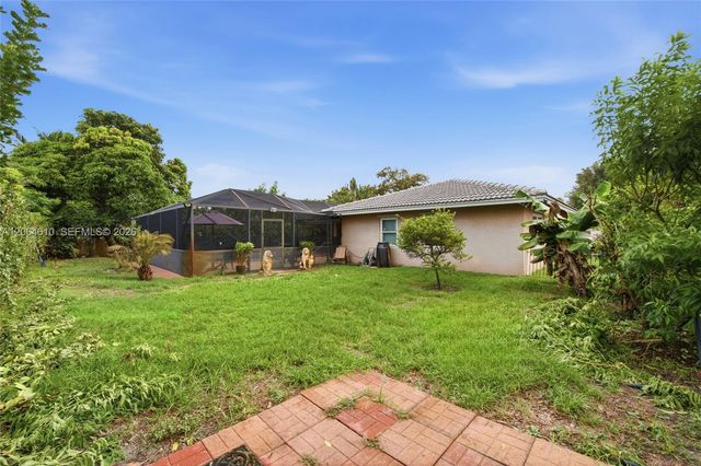 821 Ramblewood Drive 821, Coral Springs, FL 33071