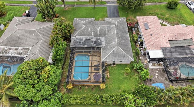 821 Ramblewood Drive 821, Coral Springs, FL 33071