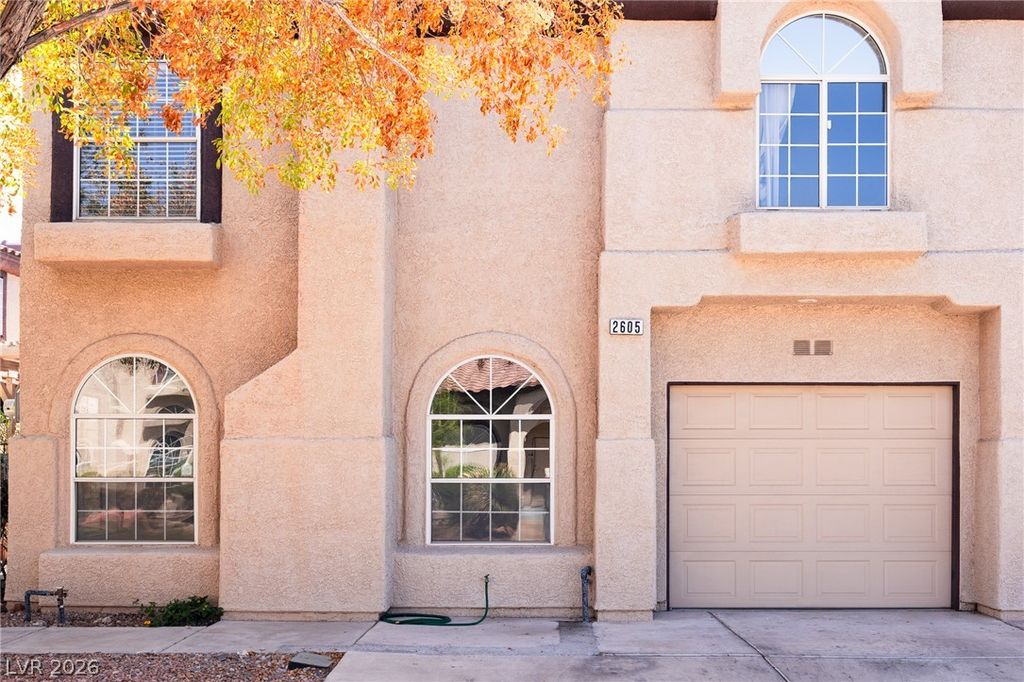 2605 Glen Green Avenue, Henderson, NV 89074 — exterior