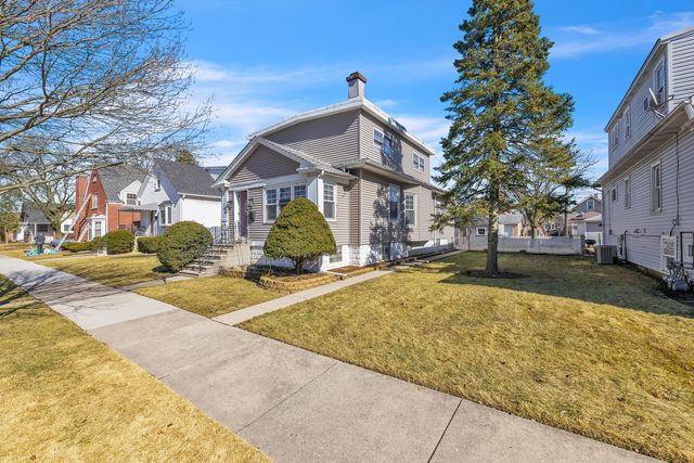 1109 N 12th Avenue, Melrose Park, IL 60160