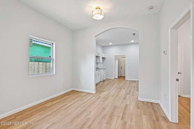 2120 N DAVIS Street, Jacksonville, FL 32209