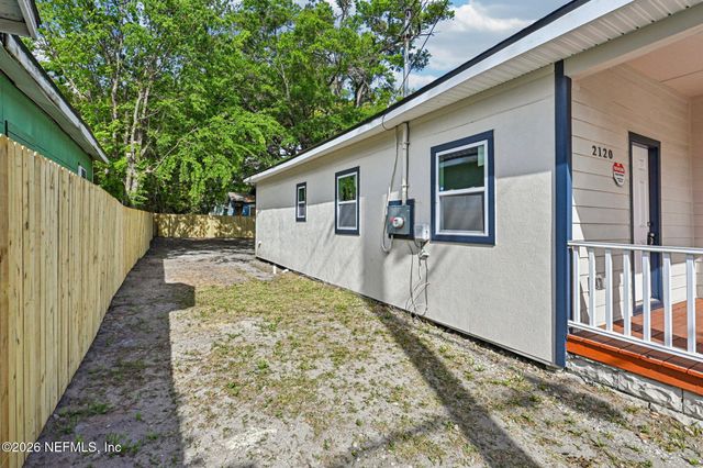 2120 N DAVIS Street, Jacksonville, FL 32209