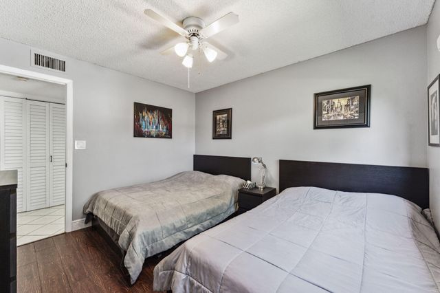 15301 Pembridge Avenue 43, Delray Beach, FL 33484