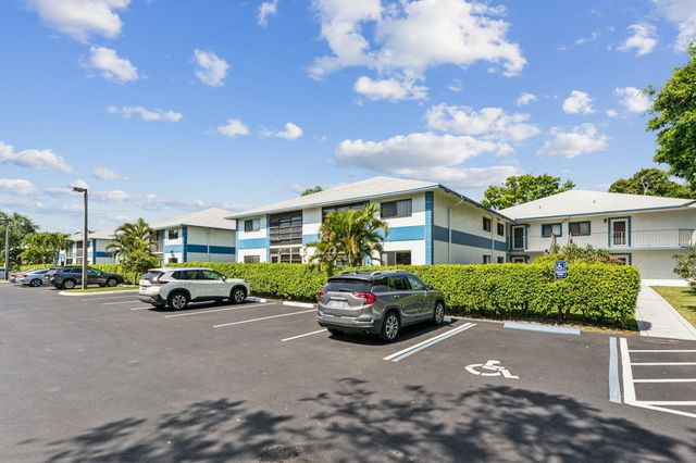 15301 Pembridge Avenue 43, Delray Beach, FL 33484